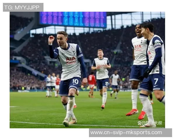 英超激战曼联对阵热刺精彩录像回顾与赛后分析