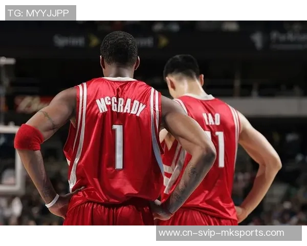 麦迪在对阵小牛的单节狂飙表现震撼全场引发热议